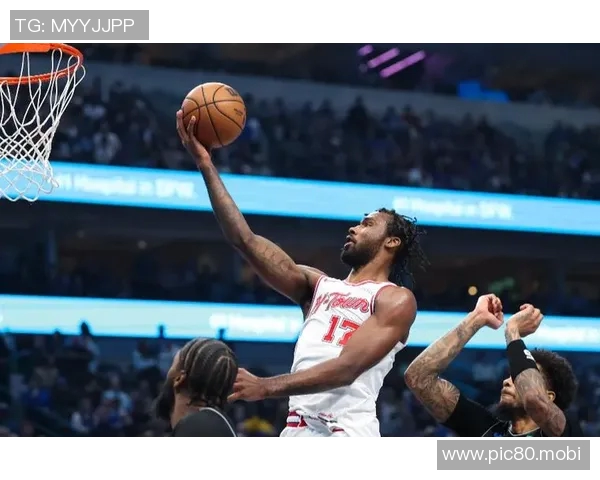 火箭102-95击败快船 球员评价：2人优秀，3人及格，3人低迷