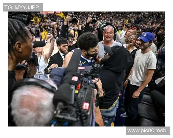 穆雷：我不知道湖人杀手这称号从哪而来，我上场也得了45分